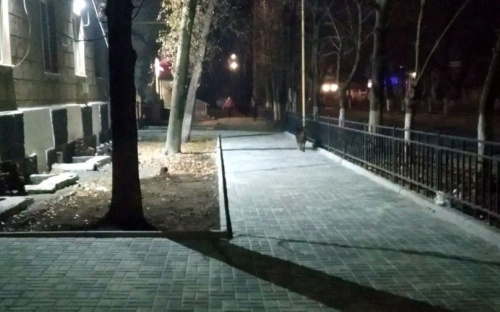 В Нью-Йорке жители обновили часть центральной пешеходной аллеи