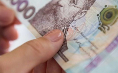Нацбанк  випустив нові банкноти у 50 і 1000 гривень