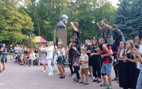 В Авдеевке прошел фестиваль уличной музыки «Кінець липня»
