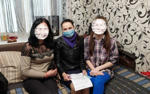 Авдеевский ЦСССДМ продолжает оказывать психологическую помощь своим подопечным