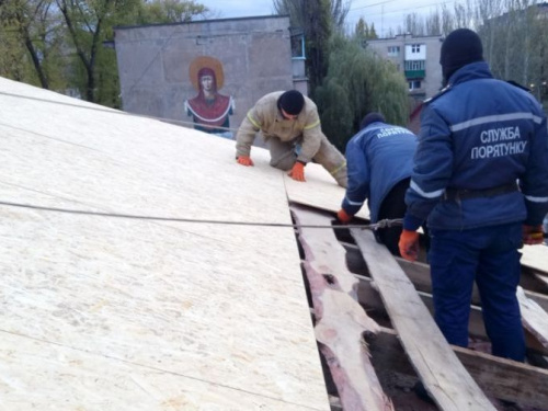 Спасатели восстановили поврежденную обстрелами пятиэтажку в Авдеевке (ФОТО)