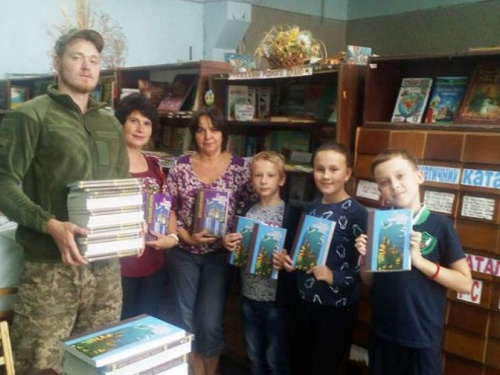 Авдеевские «симики» раздавали книги и прессу