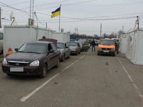 Опубликован утренний мониторинг ситуации у КПВВ на подконтрольной части Донбасса