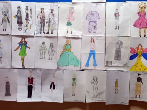 В авдіївському ПТУ провели "модний" конкурс для молоді
