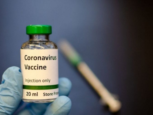 Вакцина от коронавируса появится только в следующем году
