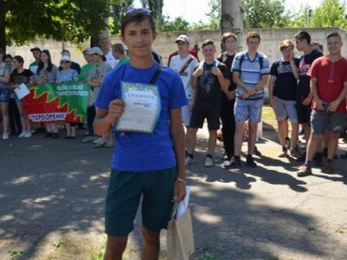 В Авдеевке соревновались в беге и ходьбе (ФОТО)