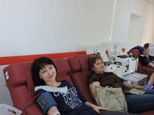 Сумчан приглашают сдать кровь для Авдеевской городской больницы