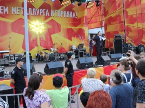 Празднование Дня металлурга и горняка в Авдеевке прошло без правонарушений (ФОТО)