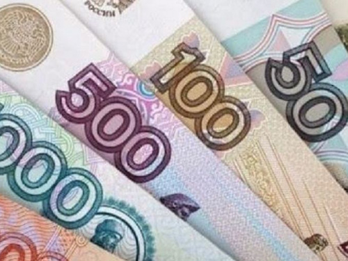 НБУ заборонив банкам приймати російські рублі на депозити