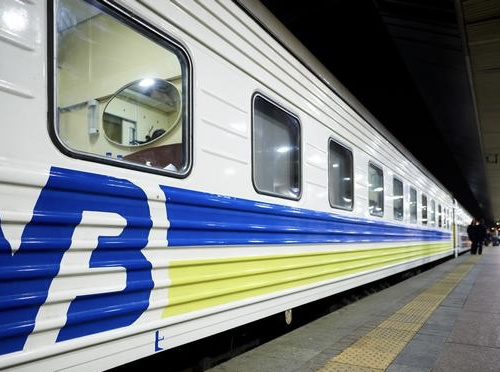 Авдіївці мають змогу евакуюватися потягом з Покровська до Дніпра та Львова: на сьогодні «Укрзалізницею» призначено рейс