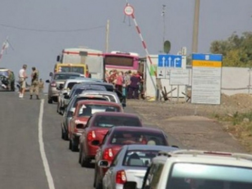 В Донецкой области появились новые автобусные маршруты до КПВВ (ФОТО)