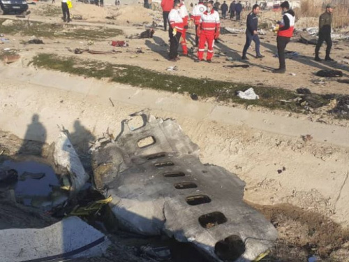 Крушение самолета МАУ в Тегеране: сообщается об 11 погибших украинцах
