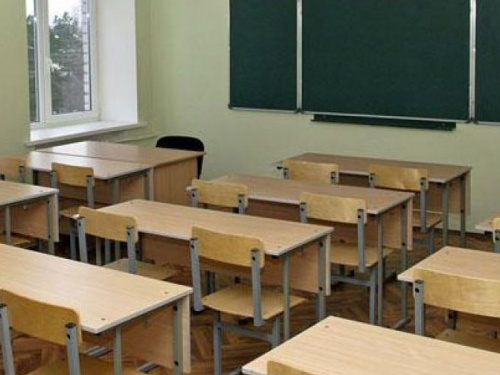 В Донецкой области  прокуратура  через суд добивается остановки работы 6 школ и 5 детсадов
