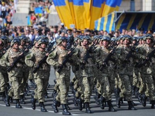 В Авдеевке приглашают на выставку военной техники и полевую кухню с музыкой