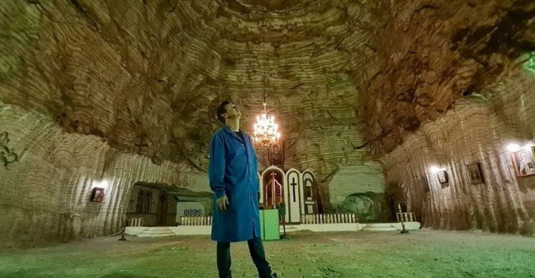 Путешественник Дмитрий Комаров снял новый выпуск "Мандруй Україною" в соляных шахтах на Донетчине