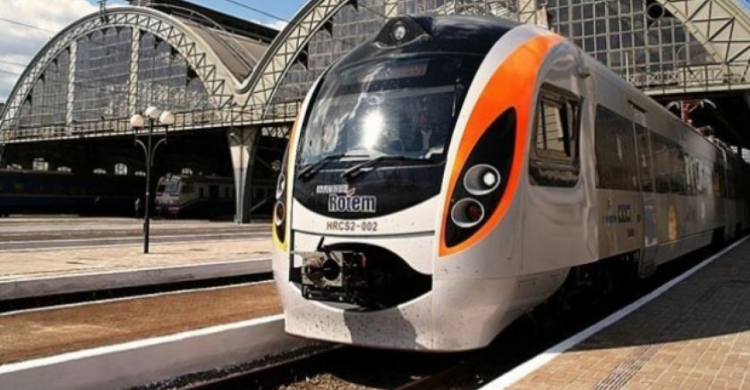 «Укрзалізниця» повідомила про додатковий евакуаційний потяг з Донбасу на 22 травня