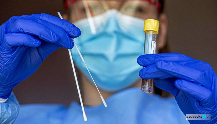 За сутки выявили почти 10 тысяч новых случаев коронавируса в стране