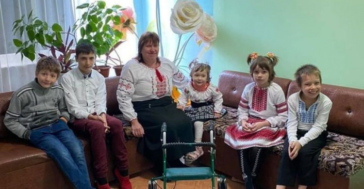 Для дітей з "Іскорки" пройшов святковий захід з нагоди Дня Захисника України