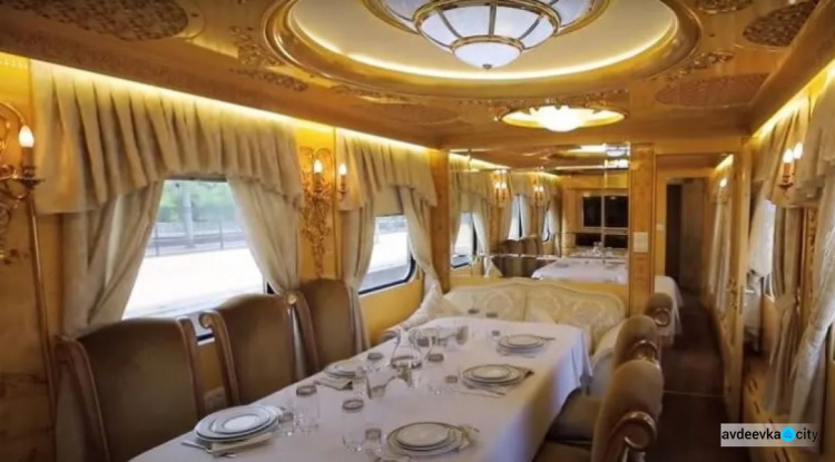 Украинцам показали, как выглядит VIP-вагон "Укрзализныци" за 24 тысячи