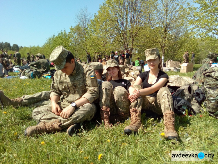 Авдеевская молодежь играла  во Всеукраинскую военно-патриотическую  игру "Звытяга" (ФОТО)