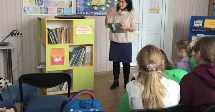 В Авдіївці школярів запросили на тематичні літературні читання