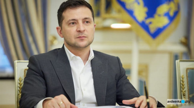 Зеленский вернул штрафы и пени по кредитам для жителей Донбасса