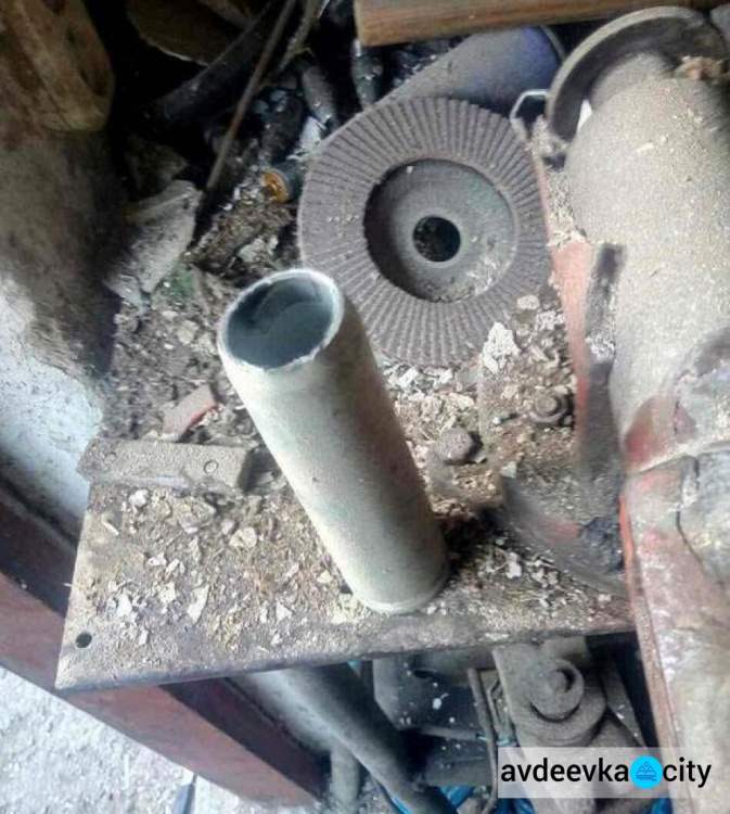 В Донецкой области двое  мужчин попытались распилить снаряд: один погиб, второй в больнице