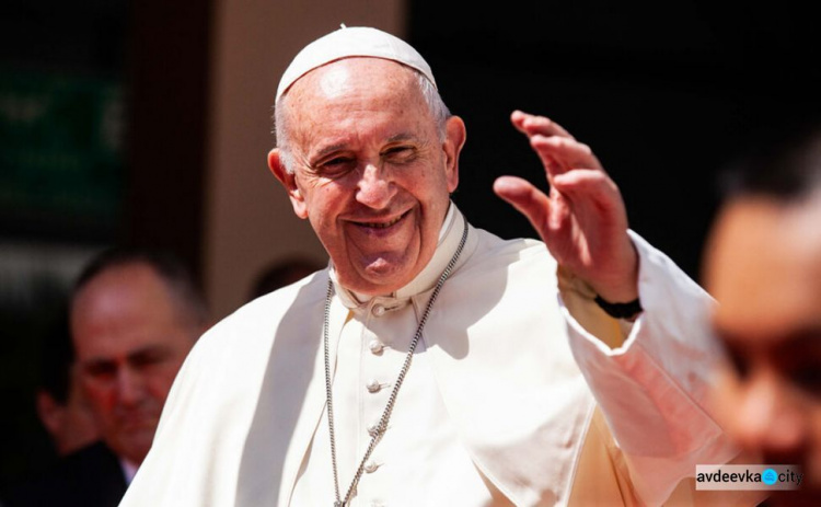 Папа Римський привітав християн з Різдвом та побажав миру та всілякого добра
