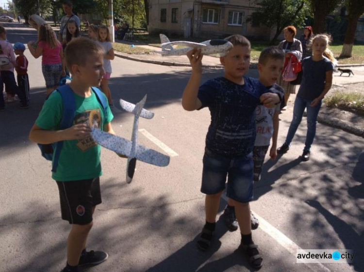 Весело и спортивно авдеевская детвора провела День без автомобилей (ФОТО)