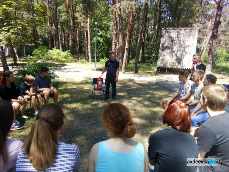 Спасатели проводят проверки детских лагерей в Донецкой области (ФОТО)