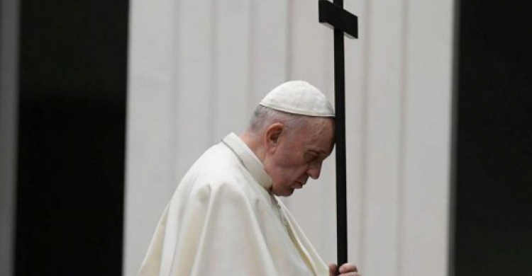 Папа Римский призвал мир молиться за Украину