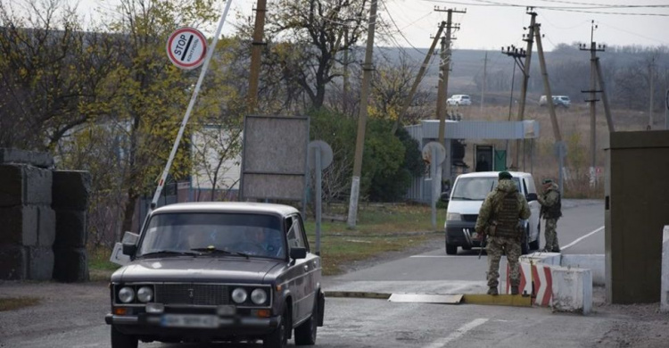 Непропуск через линию разграничения на Донбассе: пограничники назвали основные причины