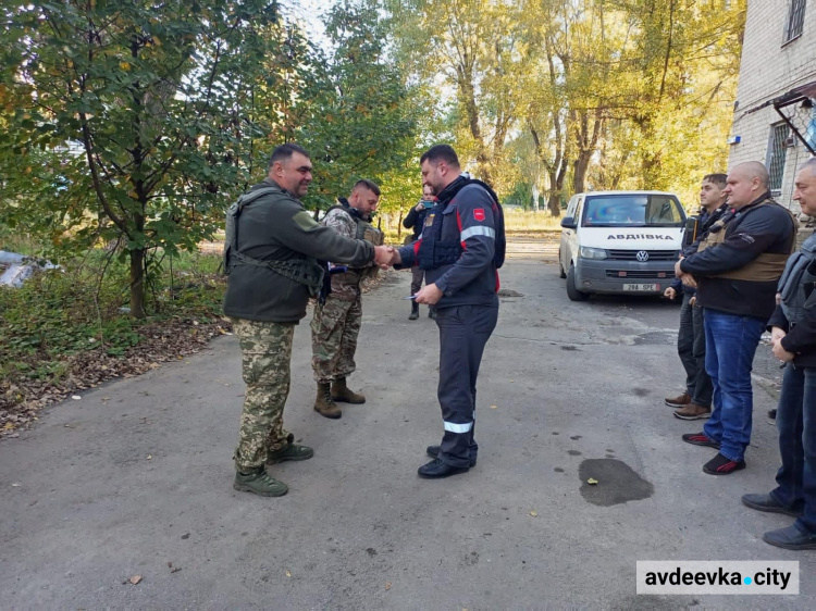 В.о. генерального директора АКХЗ Юрій Кциненко Почесний громадянин міста Авдіївка