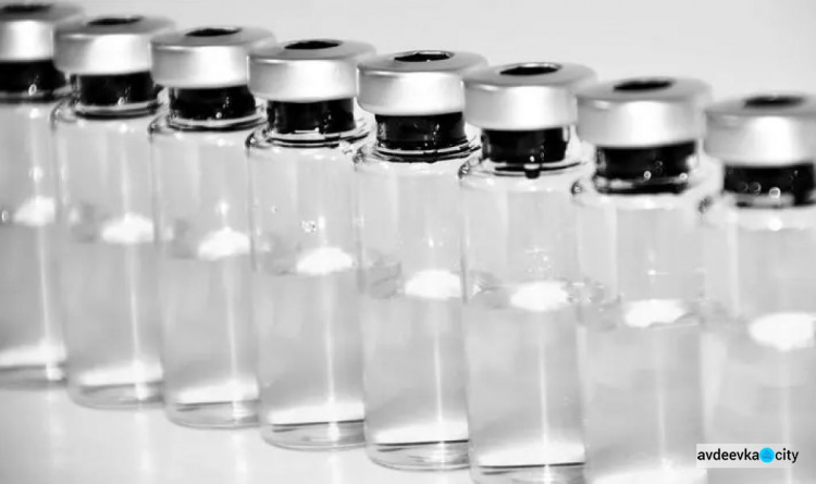 У привитых вакциной Pfizer вырабатывается в 10 раз больше антител, чем у вакцинированных CoronaVac - ученые