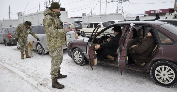 Более 60 человек не смогли пробиться через донбасскую линию разграничения