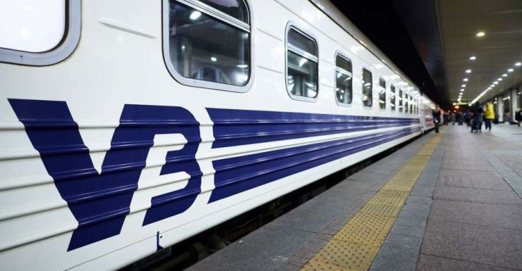 В Україні скасовують евакуаційні потяги: залишиться лише один рейс через Дніпро