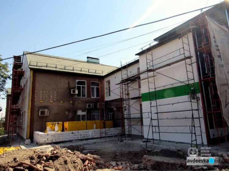 В Донецкой области проинспектировали ход работ на объектах "Большой стройки"