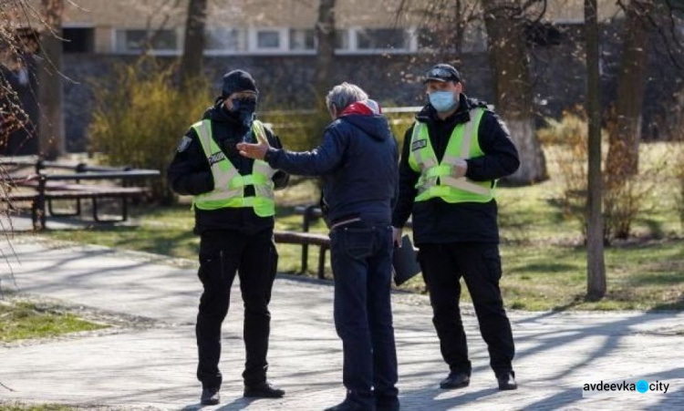 В полиции объяснили, когда могут обыскивать украинцев