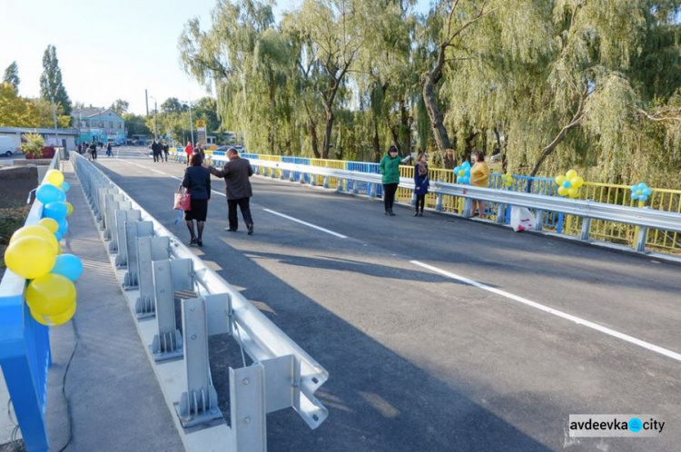 В Донецкой области  ремонтируются 15 мостов и путепроводов (ФОТО)