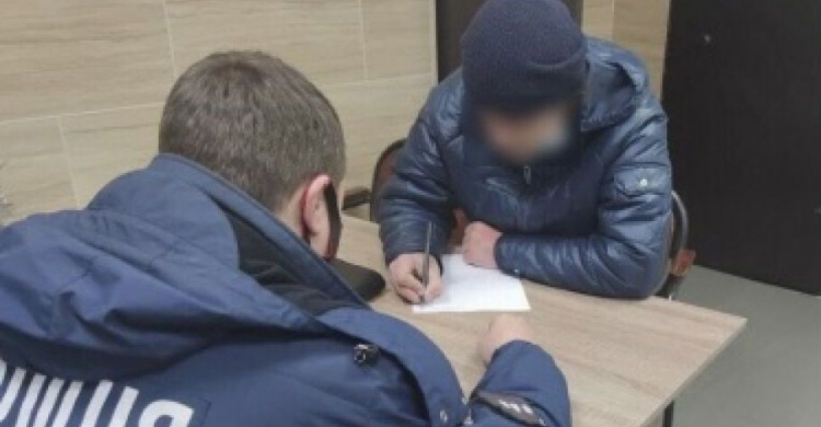 В Славянске полиция задержала серийного грабителя