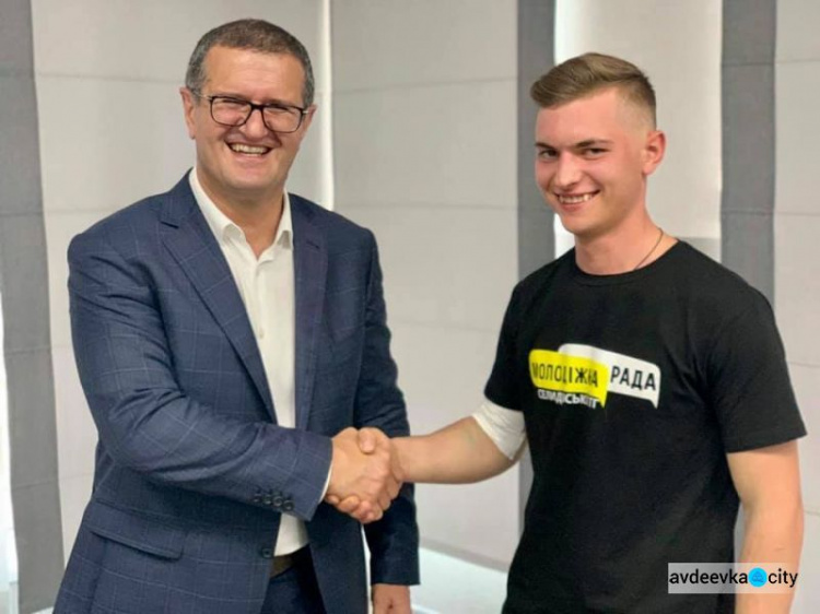 Народный депутат Украины Муса Магомедов уверен: за молодежью будущее