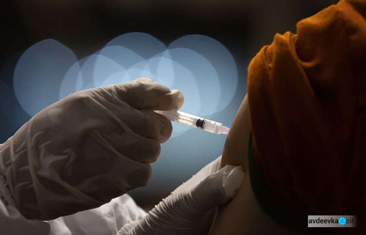 Локдаун "Дельта". Почему в Украине нужна обязательная вакцинация